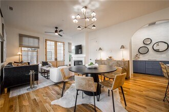 4607 S 47th St in Rogers, AR - Building Photo - Building Photo