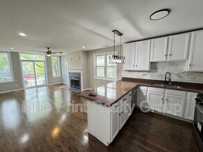 5438 S Indiana Ave in Chicago, IL - Building Photo - Building Photo