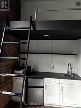 123 MacNab St S in Hamilton, ON - Building Photo - Building Photo