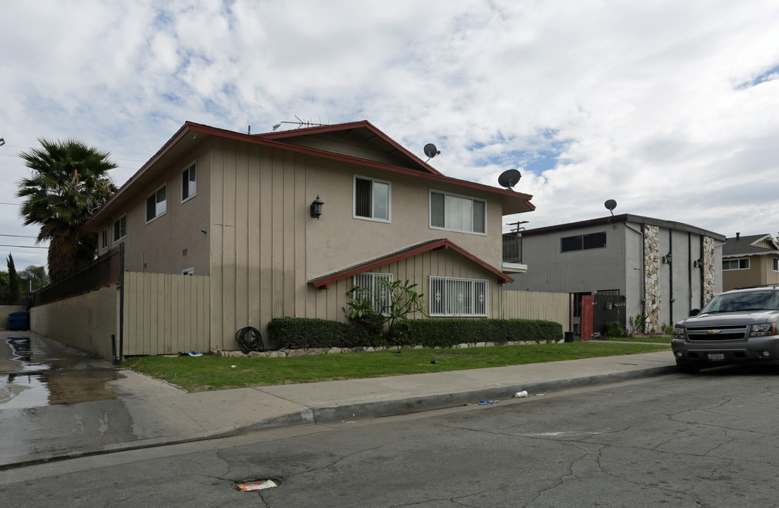 14516-14528 Flallon Ave in Norwalk, CA - Building Photo