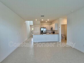 9320 Bonita Mar Dr in Parrish, FL - Building Photo - Building Photo