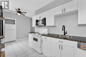 266 Seymour St in Amherstburg, ON - Building Photo - Building Photo