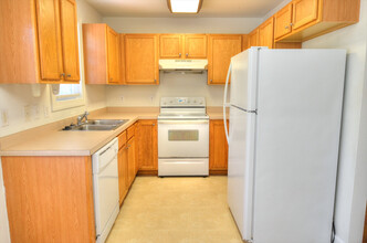 2300 Redbird Ln in Hillsborough, NC - Building Photo - Building Photo