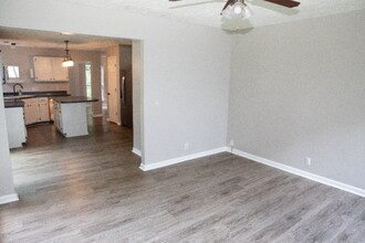 215 Ella St in Smyrna, TN - Building Photo - Building Photo