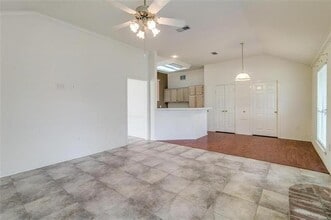 7210 Gillon Dr in Rowlett, TX - Building Photo - Building Photo