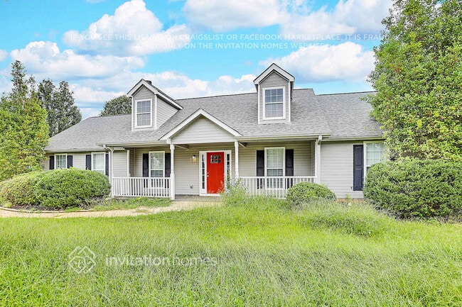 211 Ferguson Ave in Locust Grove, GA - Building Photo - Building Photo
