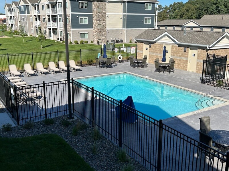 Birch Grove Estates in Zimmerman, MN - Foto de edificio