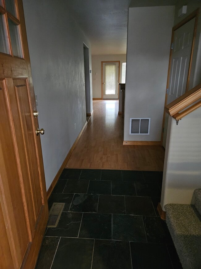 2933 N 27th Ave, Unit #12 in Bozeman, MT - Foto de edificio - Building Photo