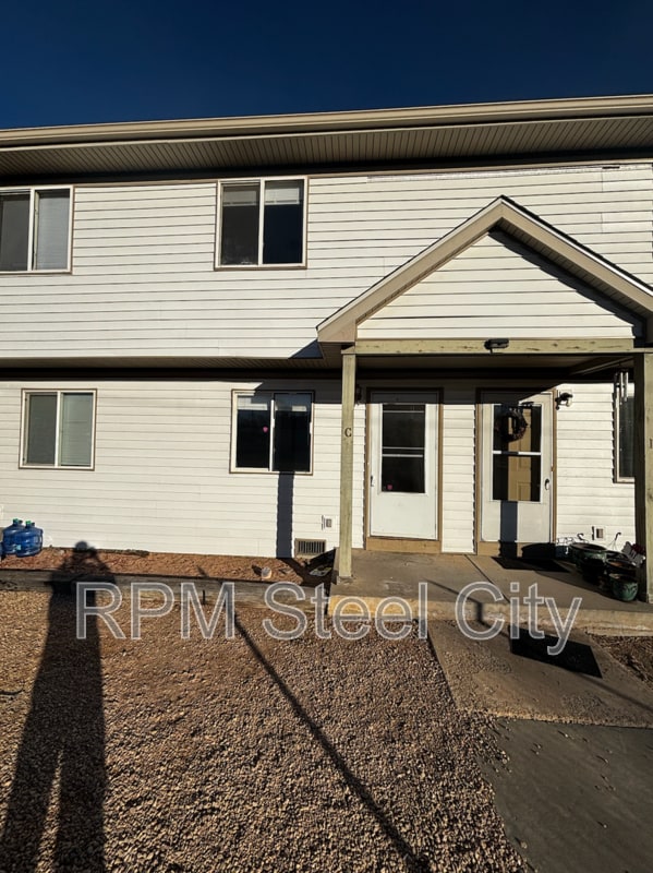 property at 28 Yorkshire Rd