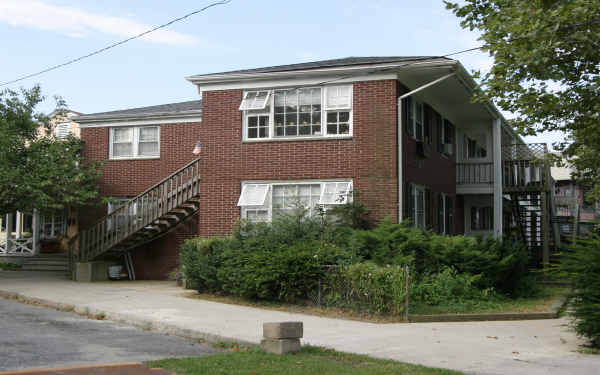 56 Lake Ave in Ocean Grove, NJ - Foto de edificio