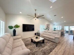 45055 Coldbrook Ln in La Quinta, CA - Building Photo - Building Photo