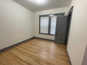 41 Long Ave, Unit 2 in Boston, MA - Building Photo - Building Photo