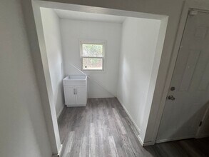 17593 Santa Barbara Dr in Detroit, MI - Building Photo - Building Photo