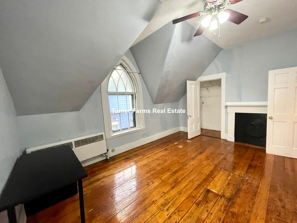 139 Hillside St, Unit A in Boston, MA - Building Photo