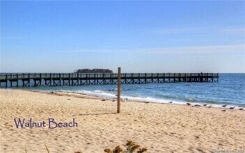 12 Naugatuck Ave in Milford, CT - Building Photo - Building Photo