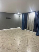 8420 NW 24th Ct in Sunrise, FL - Building Photo - Building Photo