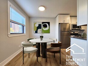 516 W Aldine Ave, Unit 304 in Chicago, IL - Foto de edificio - Building Photo