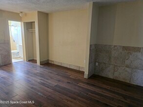 202 Caroline St in Cape Canaveral, FL - Building Photo - Building Photo