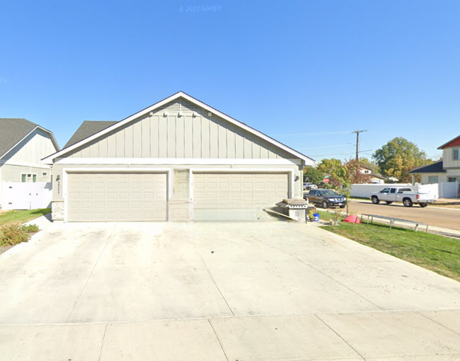 property at 2211 Ison Ct