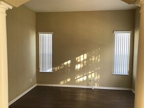 10016 Caroline Park Dr in Orlando, FL - Foto de edificio - Building Photo