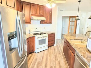 98-1911 Ka?ahumanu St-Unit -98-1911 P Kaahumanu Street in Aiea, HI - Building Photo - Building Photo