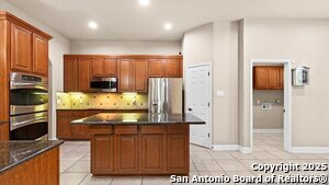605 Oakmont Way in Cibolo, TX - Building Photo - Building Photo