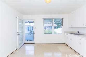 1918 Waiola St in Honolulu, HI - Building Photo - Building Photo