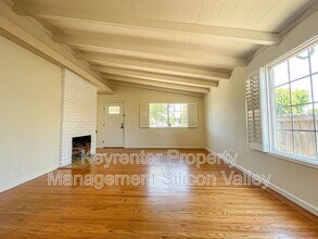 1114 Citron Way in Hayward, CA - Building Photo - Building Photo
