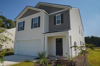 110 Painted Lady Lp in Savannah, GA - Building Photo - Building Photo