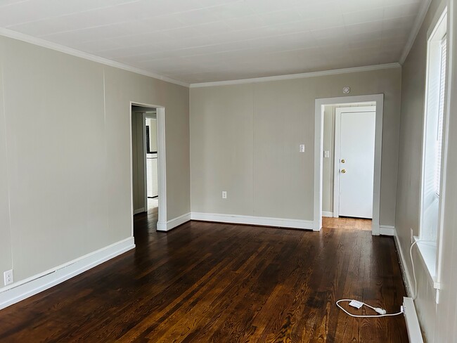 103 W Germain St in Winchester, VA - Building Photo - Building Photo