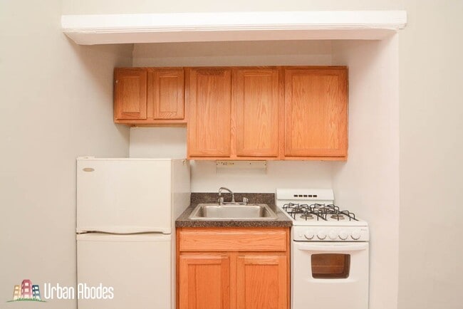 3835 N Fremont St, Unit M08B in Chicago, IL - Foto de edificio - Building Photo