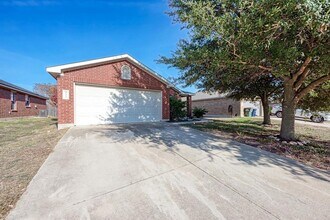 921 Dexter Dr in Leander, TX - Building Photo - Building Photo