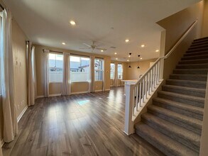 4025 Spring Haven Ln in Corona, CA - Building Photo - Building Photo