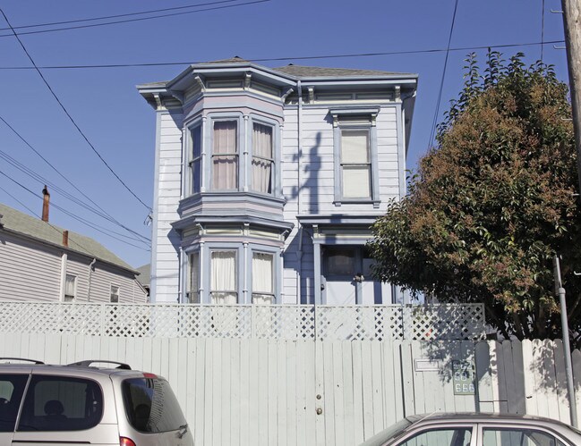 662 Sycamore St in Oakland, CA - Building Photo - Building Photo