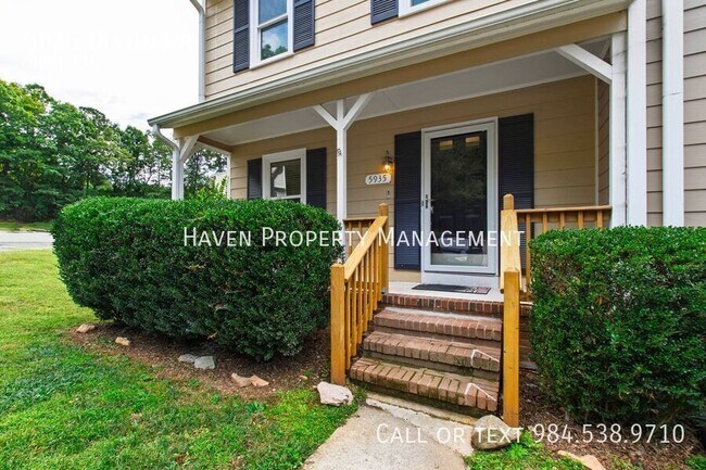 5935 Dixon Dr in Raleigh, NC - Building Photo - Building Photo