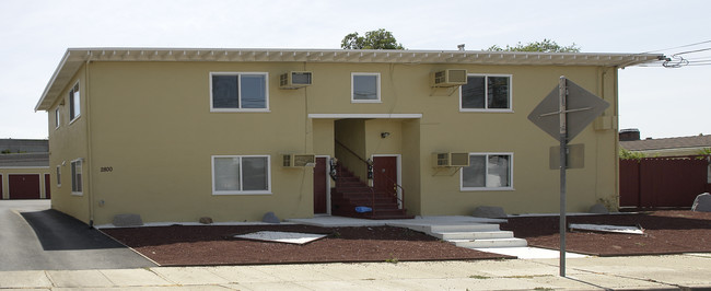 2800 Broadmoor Ave in Concord, CA - Foto de edificio - Building Photo