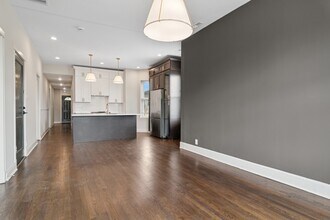 1408 W Belle Plaine Ave in Chicago, IL - Building Photo - Building Photo