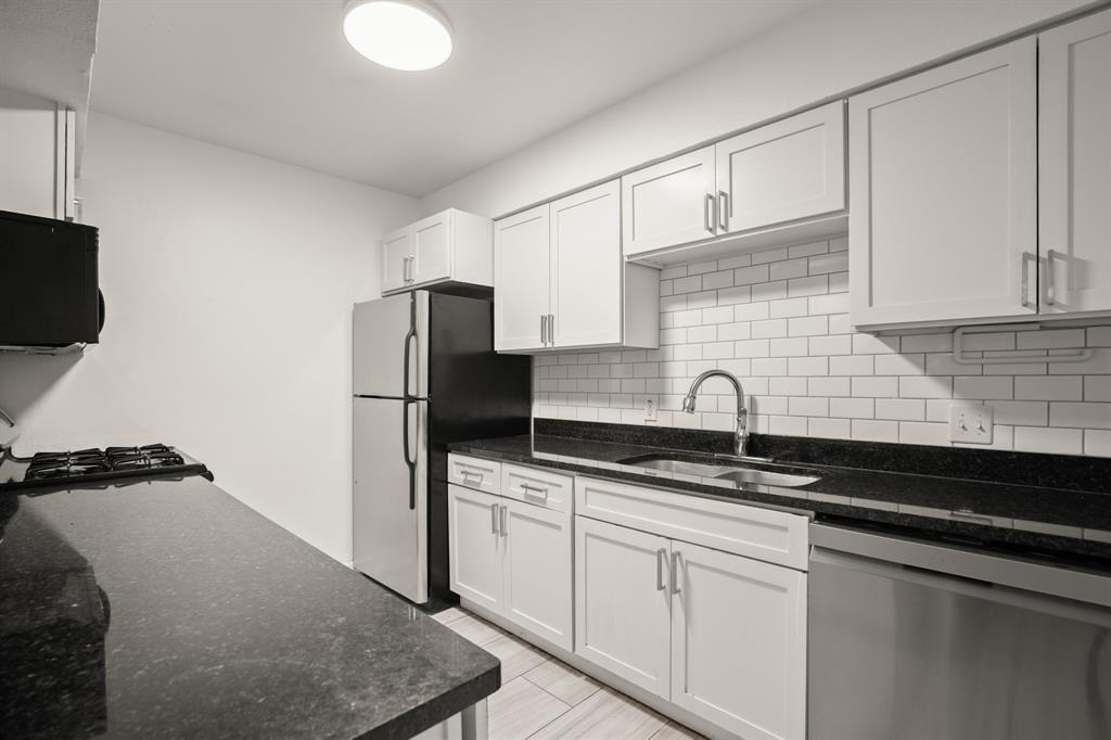 2020 S Congress Ave in Austin, TX - Building Photo