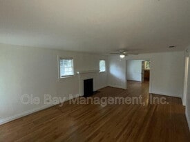 108 S Fulton St in Mobile, AL - Building Photo