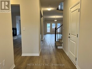 1013 Kraft Rd N in Fort Erie, ON - Building Photo - Building Photo