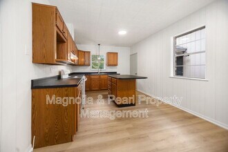 207 Westwood Pl in Lufkin, TX - Building Photo - Building Photo