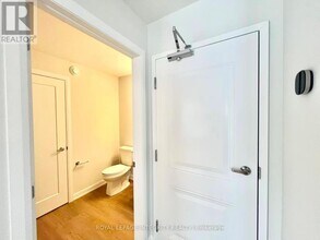 1120 Creekway Private in Ottawa, ON - Building Photo - Building Photo