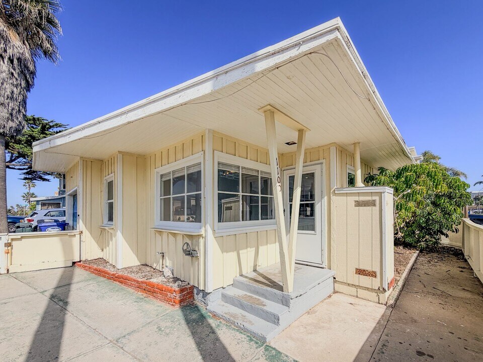 1100 Ocean Dr in Oxnard, CA - Foto de edificio