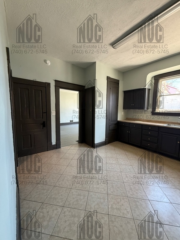 726 E Main St in Lancaster, OH - Building Photo - Building Photo