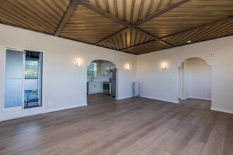 491 Crescent in Oakland, CA - Building Photo - Building Photo