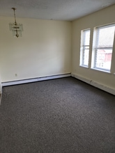 43 Lenox St, Unit APT 5 in Hartford, CT - Foto de edificio - Building Photo