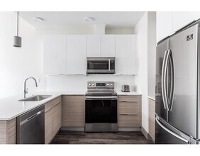 42 Lowden Ave in Somerville, MA - Building Photo - Building Photo