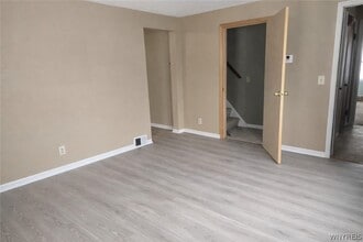 67 Rose Ave in Buffalo, NY - Building Photo - Building Photo