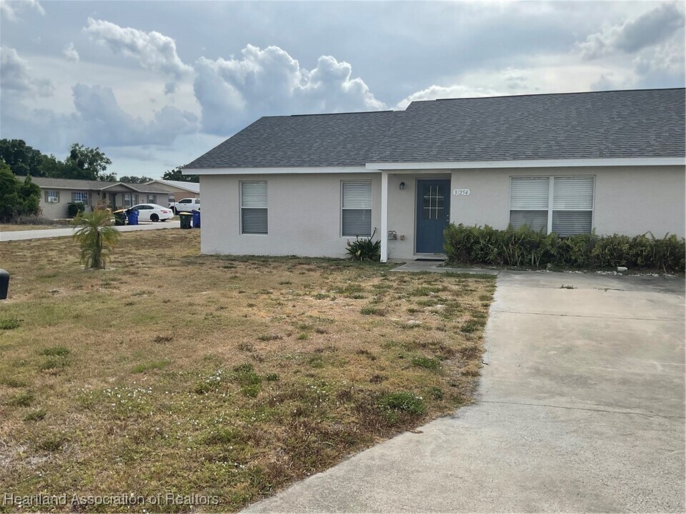 31254 Fernway St in Sebring, FL - Building Photo