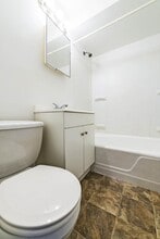 14133 S School St Riverdale, IL 60827 in Riverdale, IL - Foto de edificio - Building Photo